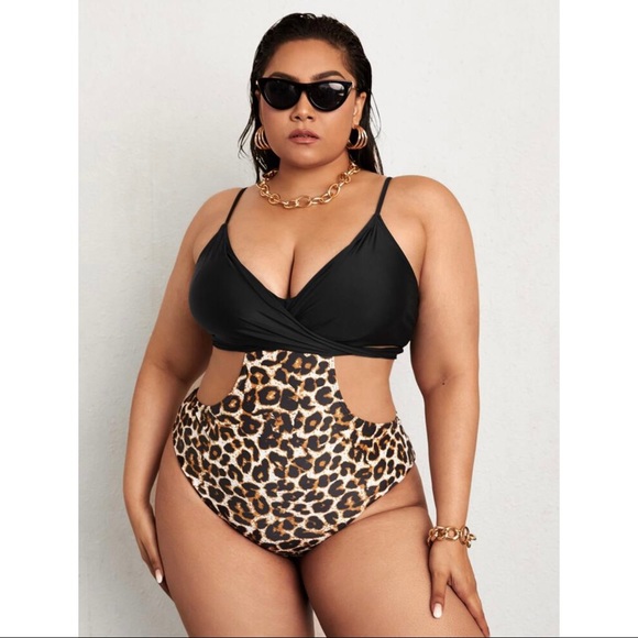 SHEIN Other - Women’s Shein swimsuit 2XL Cut-out leopard